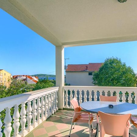 Apartmani Vukicevic Vodice Exterior foto
