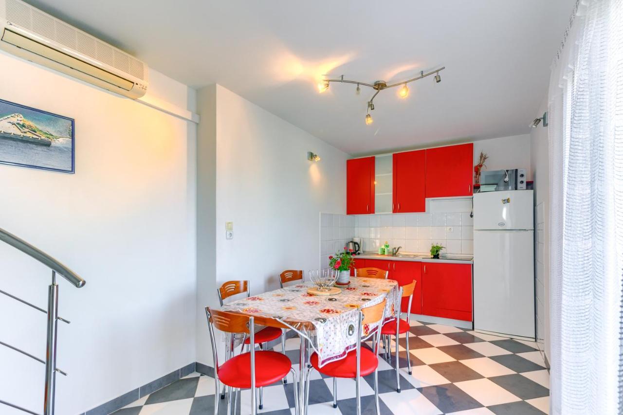 Apartmani Vukicevic Vodice Exterior foto