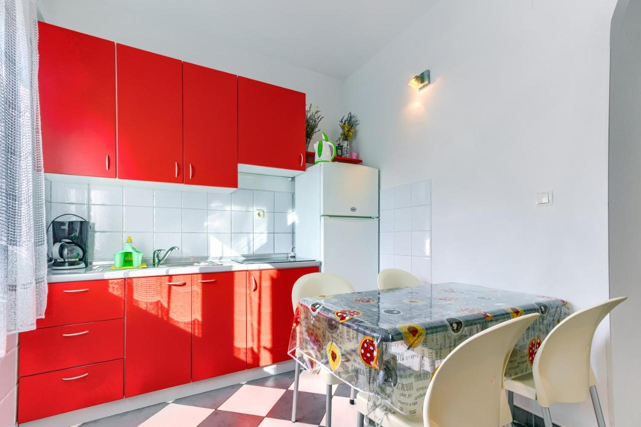 Apartmani Vukicevic Vodice Exterior foto
