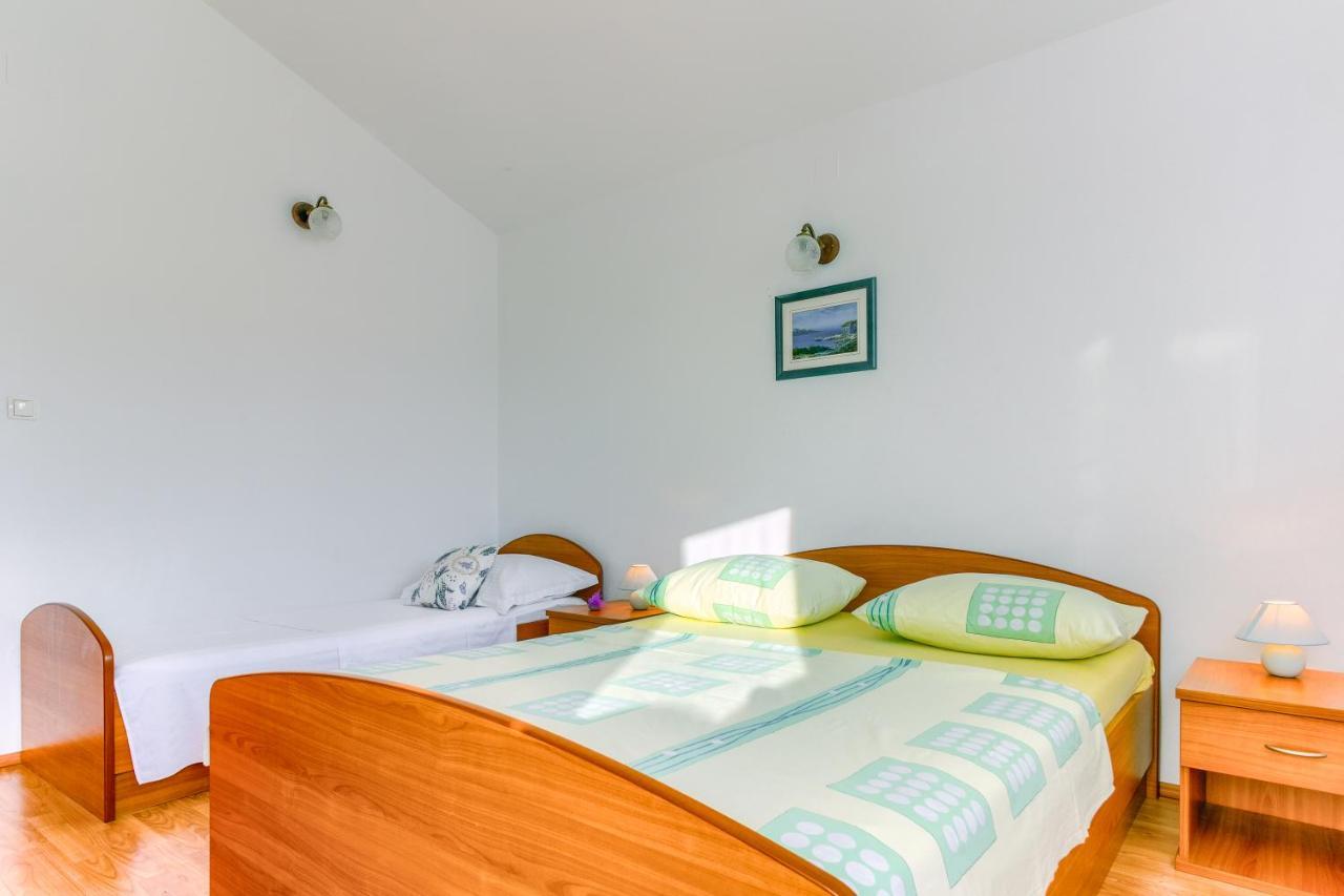 Apartmani Vukicevic Vodice Exterior foto