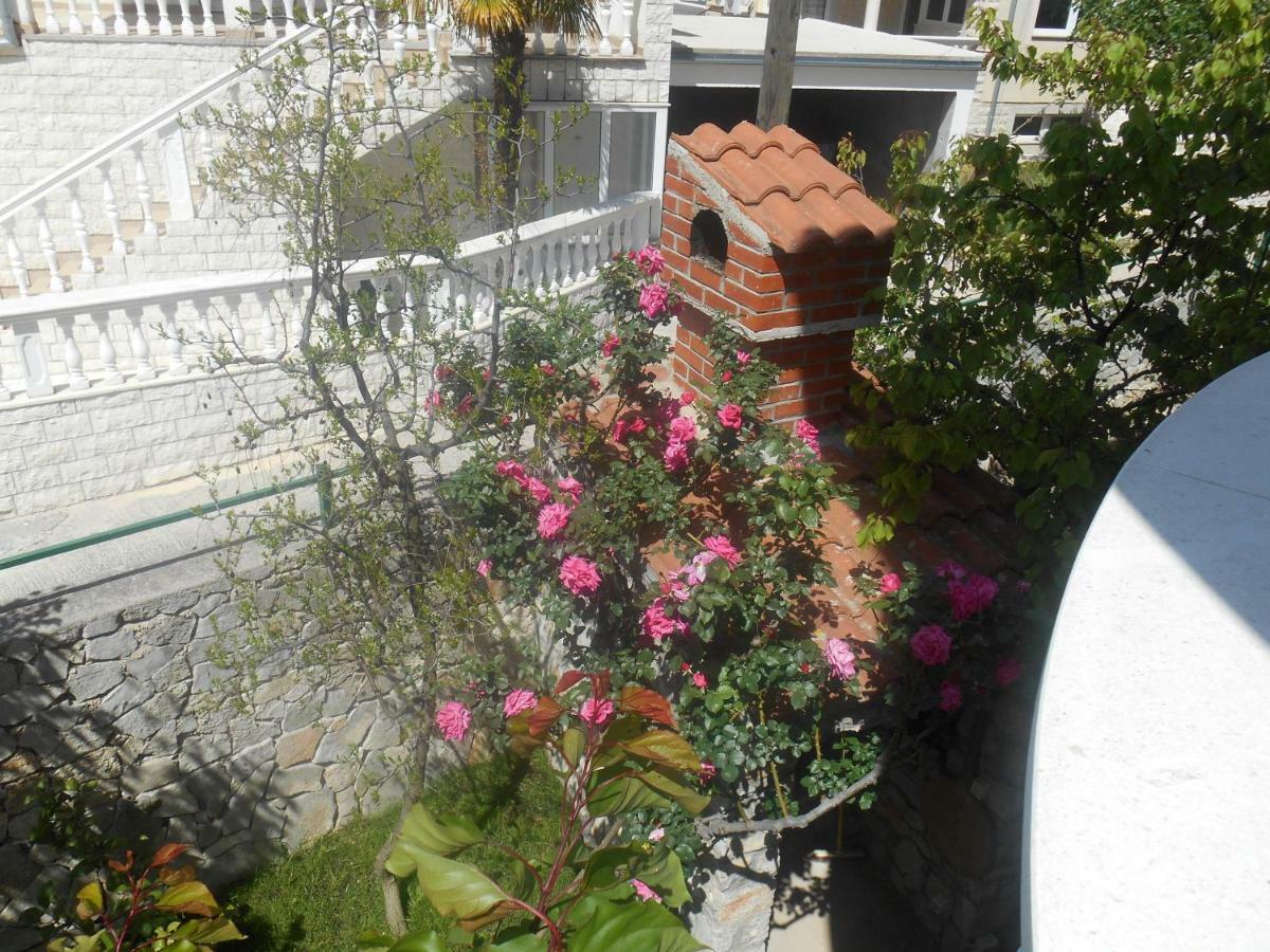 Apartmani Vukicevic Vodice Exterior foto