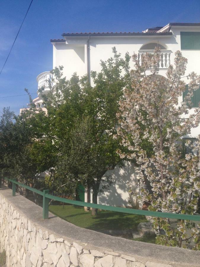 Apartmani Vukicevic Vodice Exterior foto